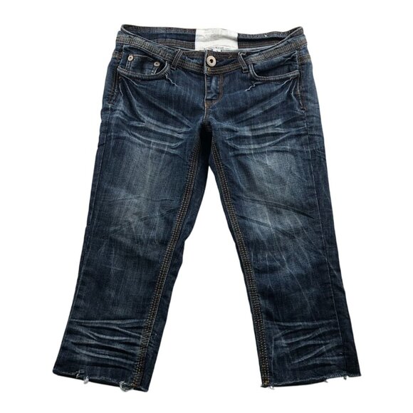 Dollhouse Womens Capri Jeans Size 7 Blue Dark Denim Casual Frayed Hem Classic - Picture 1 of 16